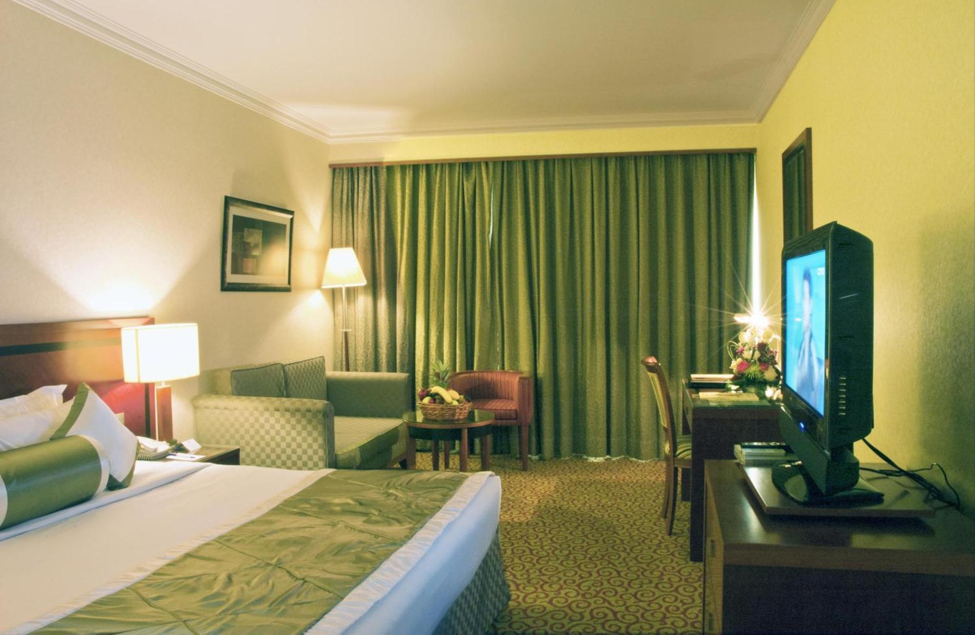 Ramee Royal Hotel Dubai Eksteriør billede