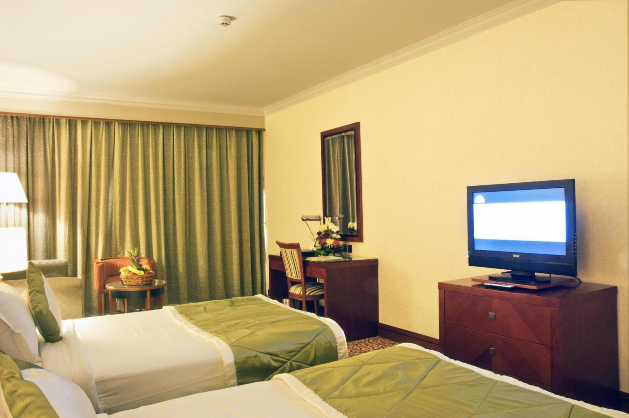 Ramee Royal Hotel Dubai Eksteriør billede